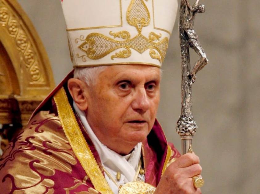 Bento XVI: Morreu o Papa Emérito