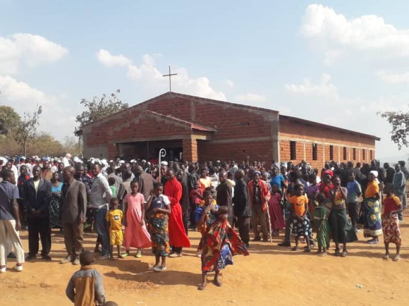  Visita Pastoral à Paróquia de Santo Inácio de Loyola de Msaladzi 