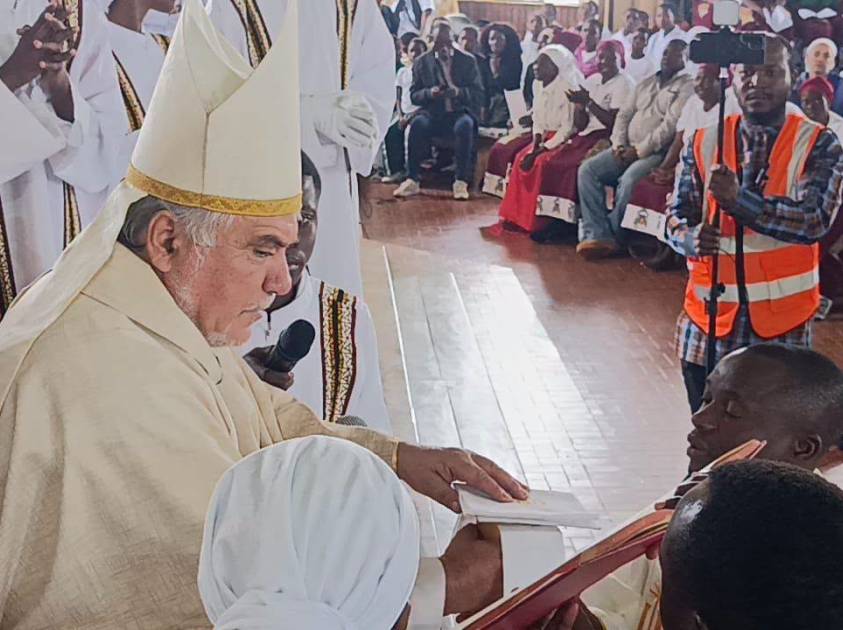 Clero Diocesano de Tete: Ordenação Sacerdotal de Hermínio Vasco